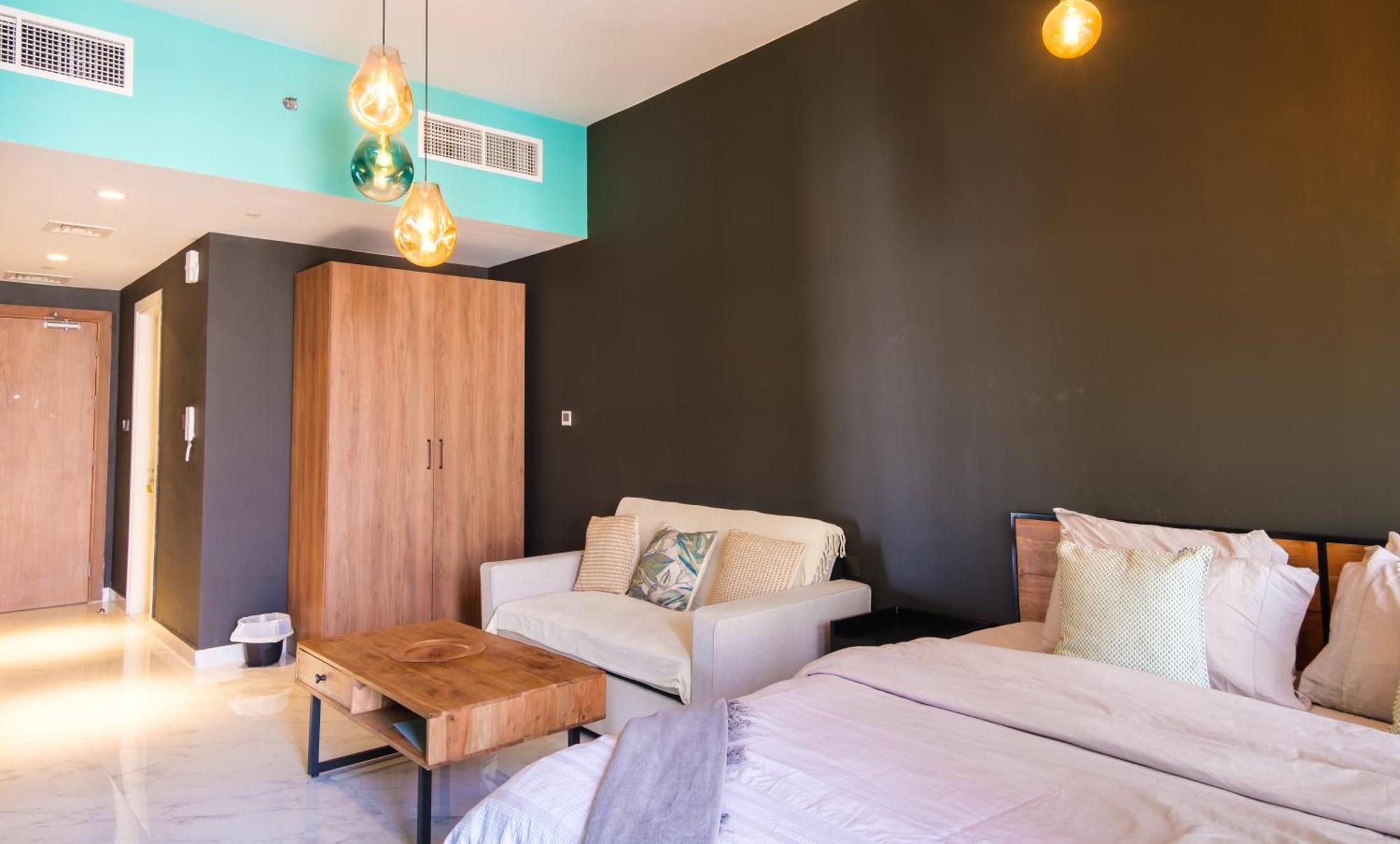 Apartment Industrial Chic Retreat Al Qurayyah